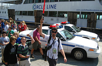 New York City Highlights Tour: Top Manhattan Attractions by Bus, Foot, and Subway