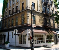 The Friends' Apartment Building!