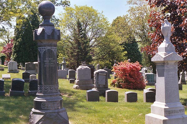 New York Picnic Woodlawn Cemetary